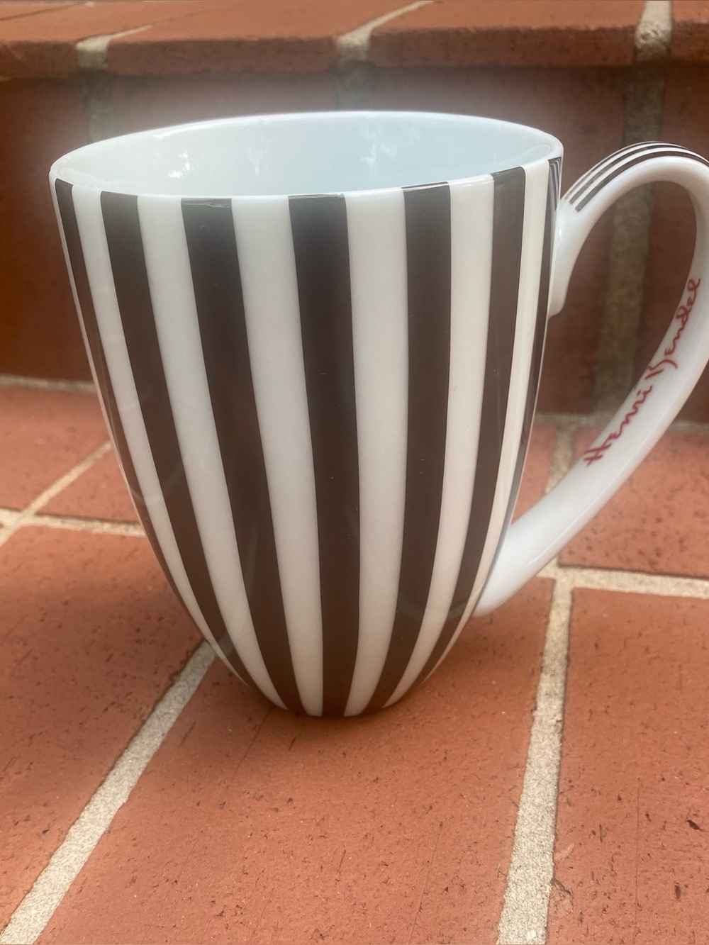 Henri Bendel Striped Large MUG